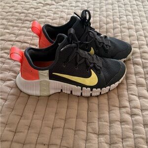 Nike Metcon Athletic Shoes